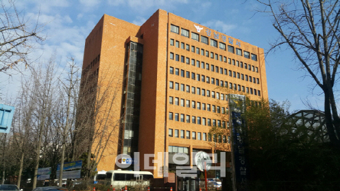 警, 아이돌 동석 술자리서 성폭행 신고 '무혐의'…"강제성 입증 못해"