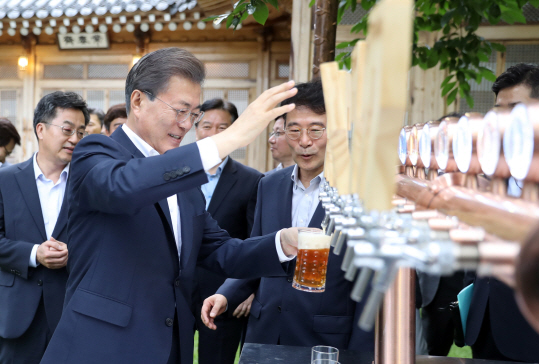 김강삼 대표, 세븐브로이 맥주 靑만찬주 선정에 “가문의 영광”