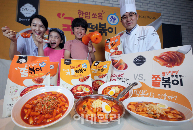 [포토]신세계푸드 '올반 국물떡볶이' 출시