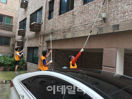 '스파이더맨 잡아라'..용인시,특수형광물질로 빈집털이 잡는다