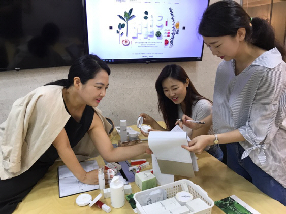 네이버 G마켓 신화 도전···롯데 아모레에 ‘벤처’ 바람 - 뉴스 썸네일 이미지