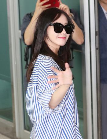 스타일의 완성… 찰떡궁합 '선글라스 x 립 컬러' 매칭