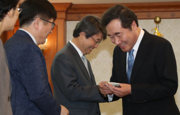 '조세 공론화위'도 띄운다.."보유세·경유세 논의"
