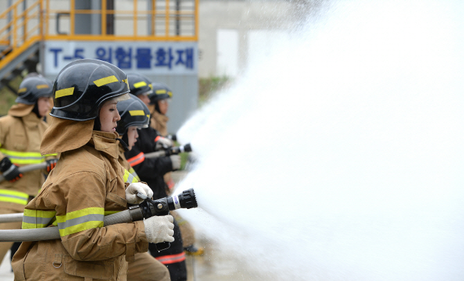'수압을 견뎌내자'