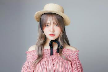 뷰티 유튜버 다또아, 구독자수 100만명 돌파