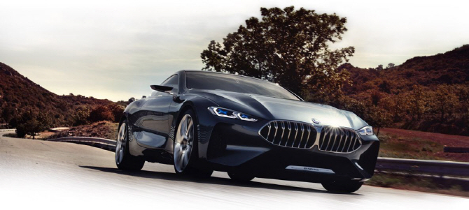 BMW 럭셔리 쿠페 '8시리즈 콘셉트카' 공개…화려한 부활 기대