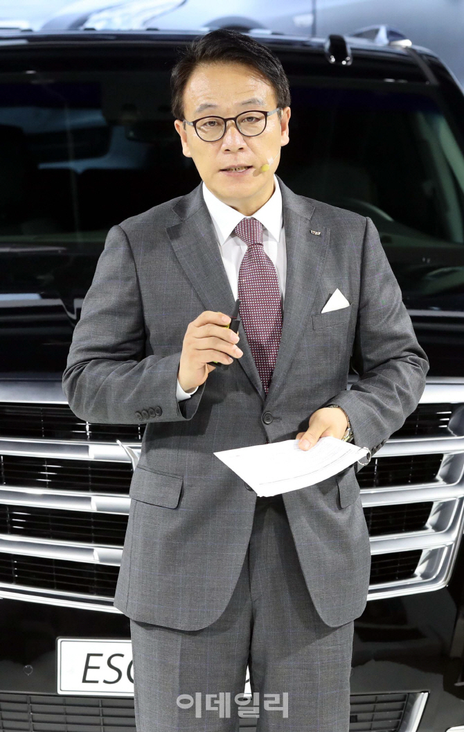 [포토]환영사하는 김영식 캐딜락 총괄사장