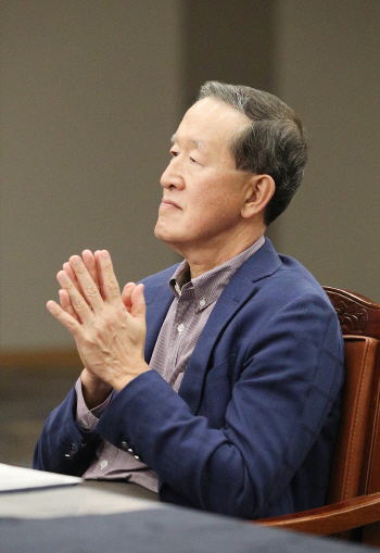 허창수 GS 회장 "불확실성 시대, 민첩한 조직 만들라"