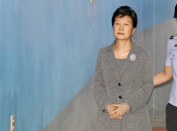 이재용 판결문, 박근혜 재판 증거 채택