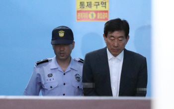 대선판 흔든 국정원 댓글사건 시작은 오피스텔 습격사건