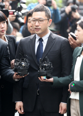 이명박 前대통령 아들, 검찰에 고영태·박헌영 고소