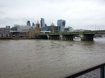 ⑦영국도 집어삼키려는 中의 야욕