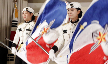 여군 창설 67주년.."국방개혁 과제로 역할 확대 추진"