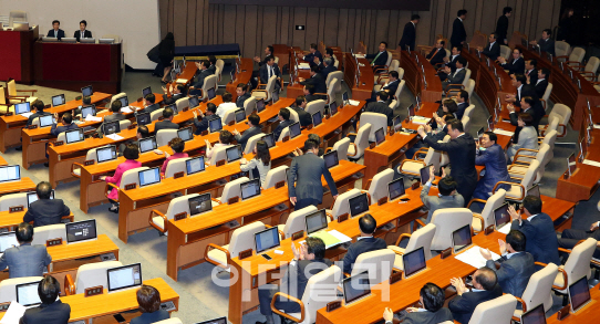 강훈식 "김이수 부결…안철수, 한국당과 연대 선언한 것"