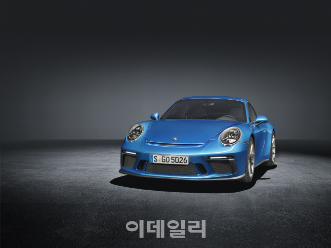 포르쉐 ‘911 GT3 투어링 패키지’ 공개