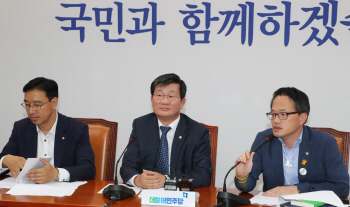 세월호서 카메라 2점 발견.."복원해 사고 증거 확인"