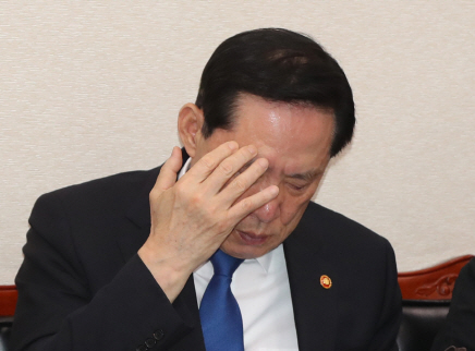 송영무-문정인 안보라인 삐걱..靑 옐로카드에 여야 설전