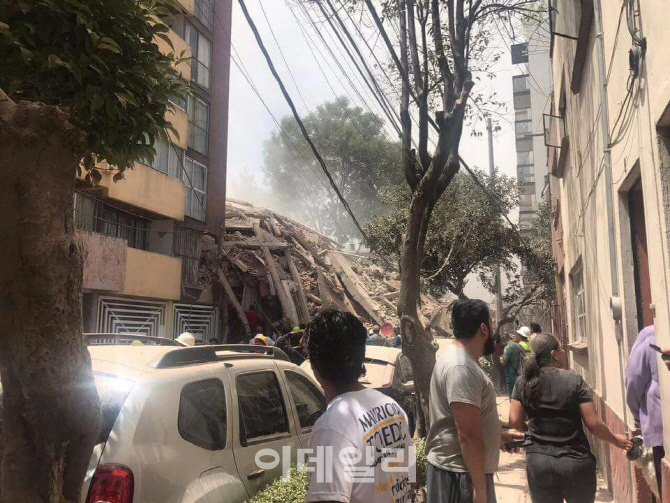 [포토]멕시코 지진 피해 현장 공개 '건물이 와르르'
