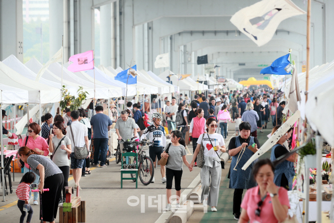 [포토]'잠수교 리버마켓으로 오세요'