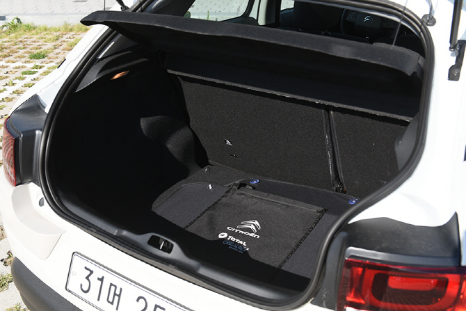 [포토] 358L의 트렁크를 갖춘 시트로엥 C4 칵투스 원톤 에디션