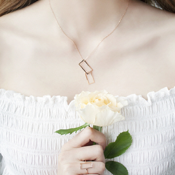 디유아모르(DIEUAMOUR), 공식쇼핑몰 오픈 기념 할인 이벤트