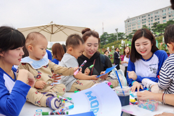 현대차, 대학생과 환경 캠페인 ‘화(花)려한 손길’ 진행