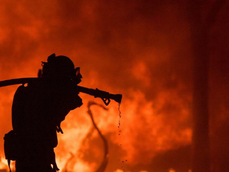 美 '나파 산불' 또다시 확산…17명 사망, 670명 실종으로 늘어