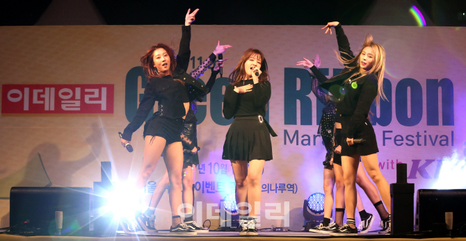 [포토]CLC, '빛나는 그녀들'