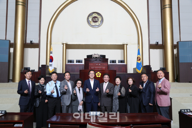 정기열 경기도의회 의장 "새마을회, 지역발전 봉사에 감사하다"