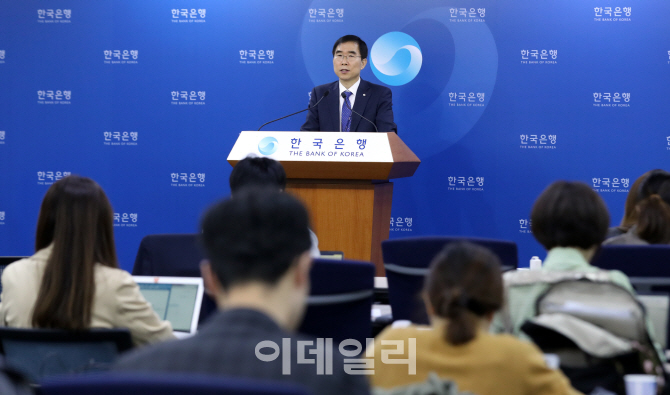 [포토]전분기 대비17년 3분기 실질 국내총생산 1.4% 증가