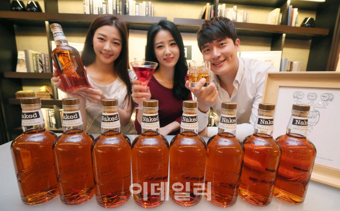 [포토]‘모든 포장을 벗었다, 네이키드 그라우스 몰트’ 위스키