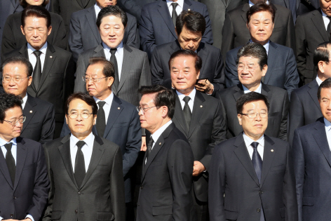 맥없이 끝난 한국당 보이콧..전략 부재 지적