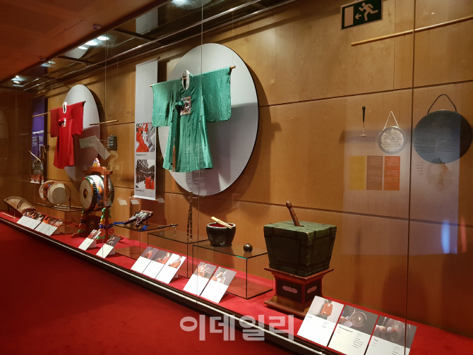 [포토]스페인 바르셀로나 음악박물관에서 열린 한국음악 특별전