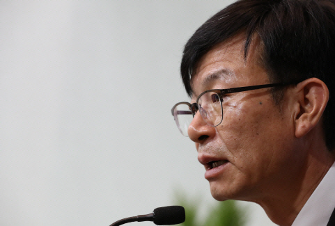 공정위 '전속고발제' 폐지 추진에...유통업계, '줄소송' 부작용 우려