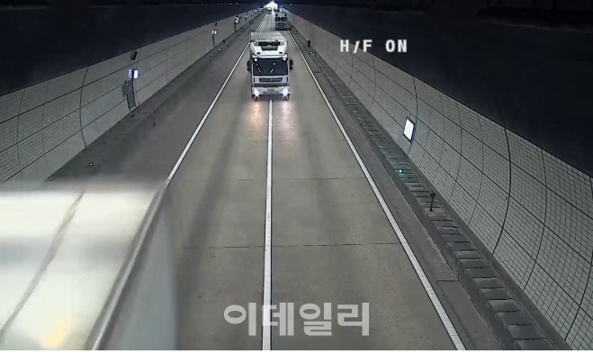 도로공사, 상주터널 차로 변경시 교통법규 위반 신고