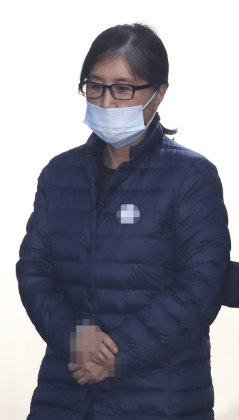 "숨쉬기 힘들다"…최순실, 구속연장 사흘 앞두고 재판 불출석