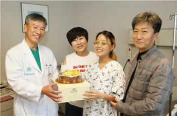 부모 폐로 다시 태어난 딸..'국내 폐 이식 수술' 첫 성공