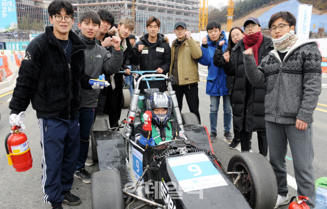[포토] 판교자율주행모터쇼'대학생 E-포뮬러 경주대회