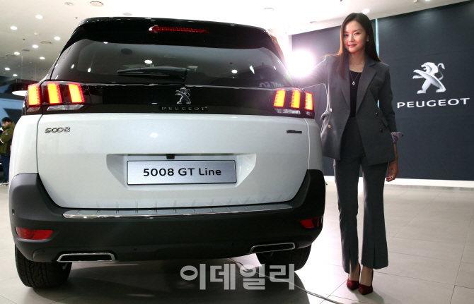 [포토]'New 푸조 5008 SUV' 뒤라인