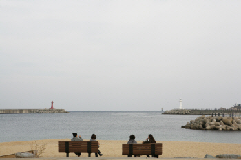 바다 도시 속초의 따끈한 겨울 명소, 척산온천