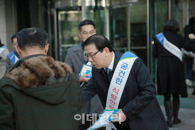 NH농협생명, 농업가치 헌법 반영 서명운동 가두 캠페인 실시