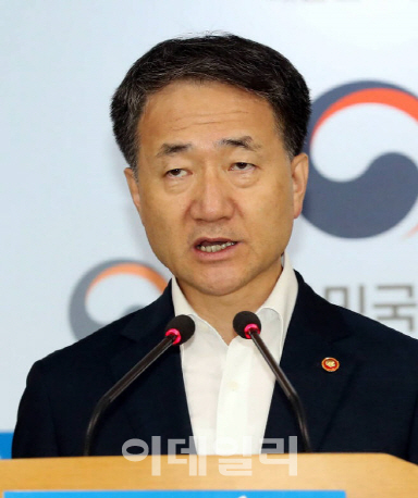 박능후 장관 "국민연금 스튜어드십코드 내년 하반기에…코스닥 투자 案 나오면 검토"