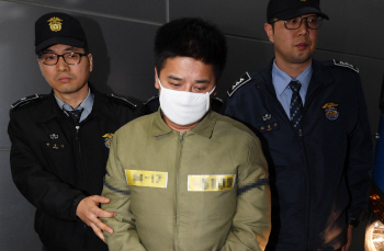 무료 변론 맡겠다던 `어금니아빠` 변호인, 돌연 사임..왜?