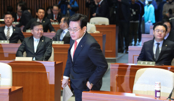 '선택장애'한국당..원내 전략부재로 오점(종합)