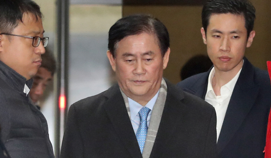 한국당, 최경환 체포동의 요구서 접수에 "표결 불참할 것”