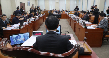 5.18 특별법, 한국당 반대로 무산..민주당·국민의당 강력 반발