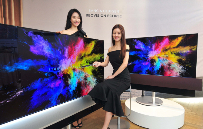 세계 1위 오디오 명가도 `러브콜`..LG, OLED 판 키운다