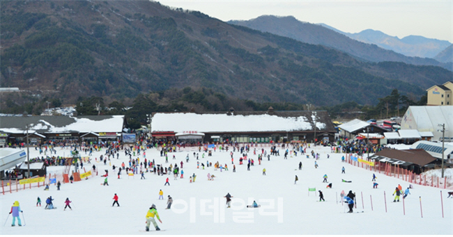 [포토]무주덕유산리조트 스키장에서 겨울 스포츠에 빠져보자!