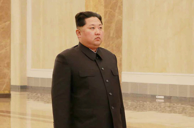 北김정은, 김정일 6주기 맞아 금수산궁전 참배