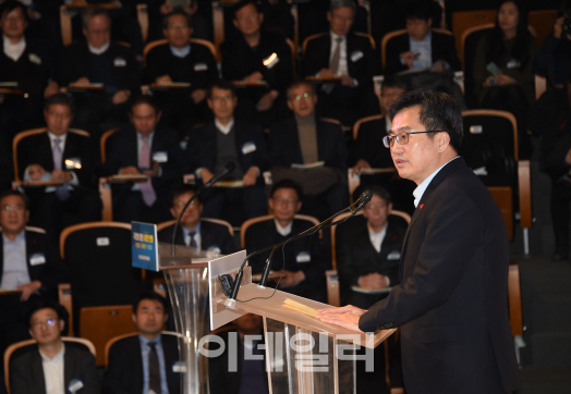 기재부 "공공기관 경영평가 전면 개편"..내일 발표